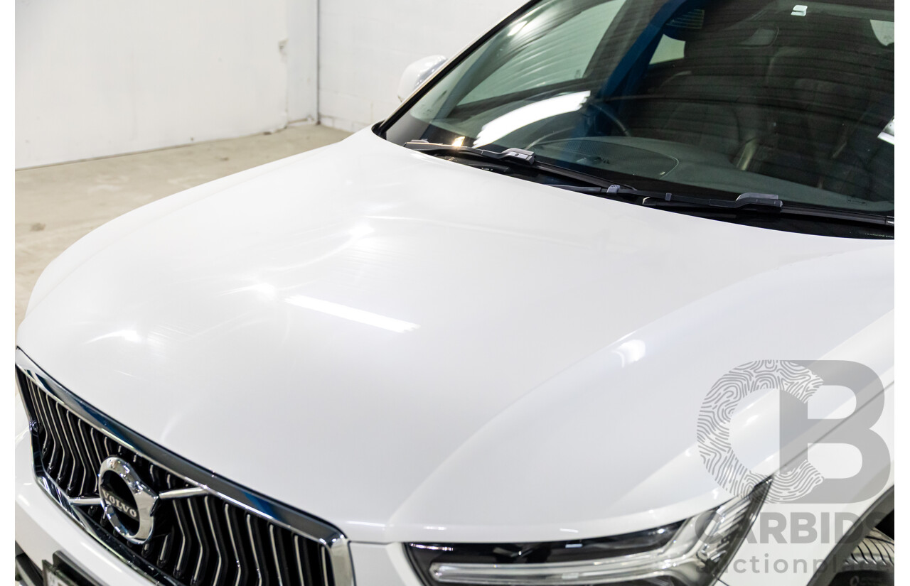 08/2020 Volvo XC40 T4 Inscription (AWD) AWD 536 MY21 4d Wagon Crystal White Pearl Turbo 2.0L