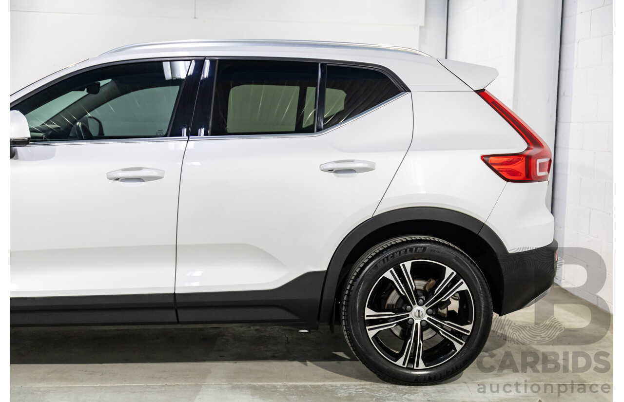 08/2020 Volvo XC40 T4 Inscription (AWD) AWD 536 MY21 4d Wagon Crystal White Pearl Turbo 2.0L