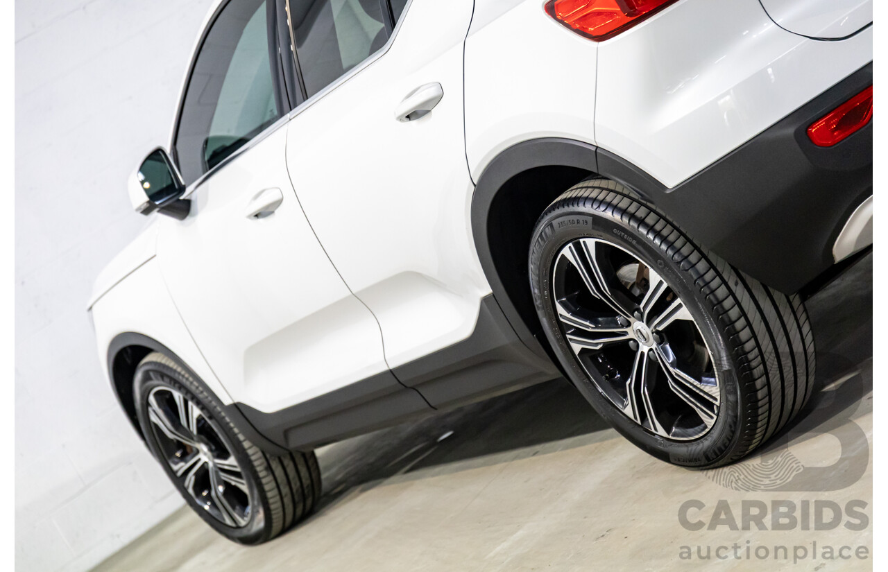 08/2020 Volvo XC40 T4 Inscription (AWD) AWD 536 MY21 4d Wagon Crystal White Pearl Turbo 2.0L