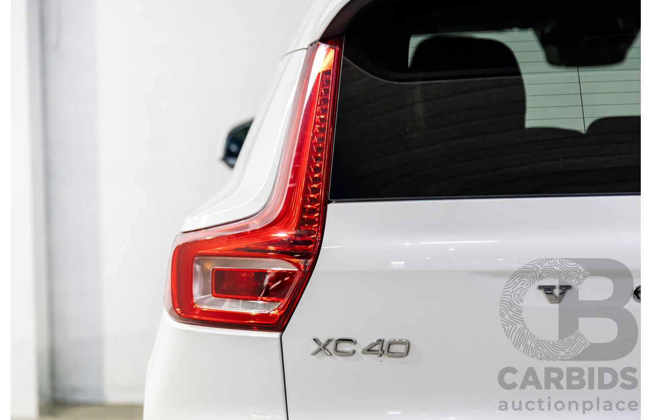 08/2020 Volvo XC40 T4 Inscription (AWD) AWD 536 MY21 4d Wagon Crystal White Pearl Turbo 2.0L