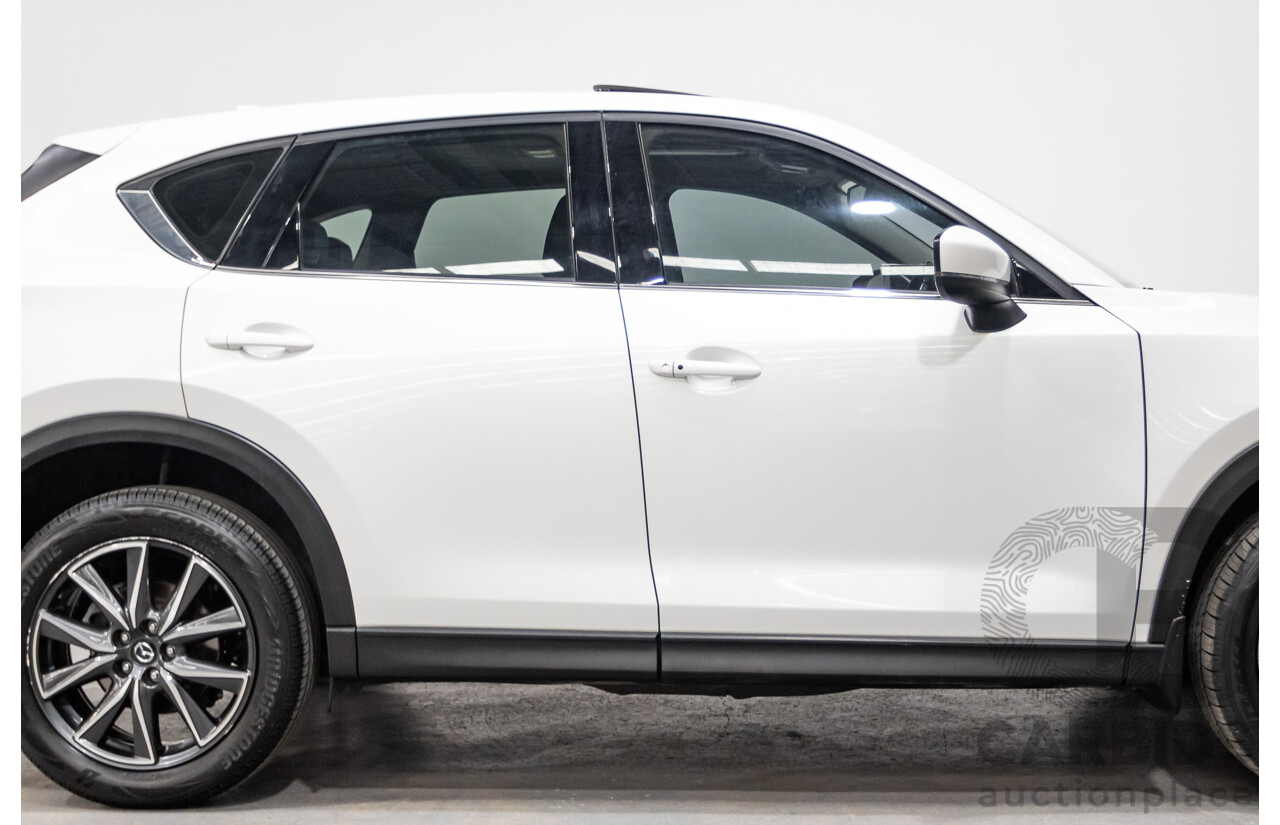 11/2017 Mazda CX-5 AKERA (4x4) AWD MY17.5 (KF SERIES 2) 4D Wagon Snowflake White 2.2L