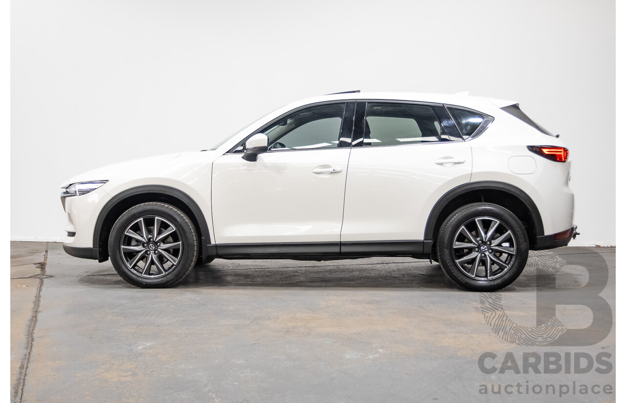 11/2017 Mazda CX-5 AKERA (4x4) AWD MY17.5 (KF SERIES 2) 4D Wagon Snowflake White 2.2L
