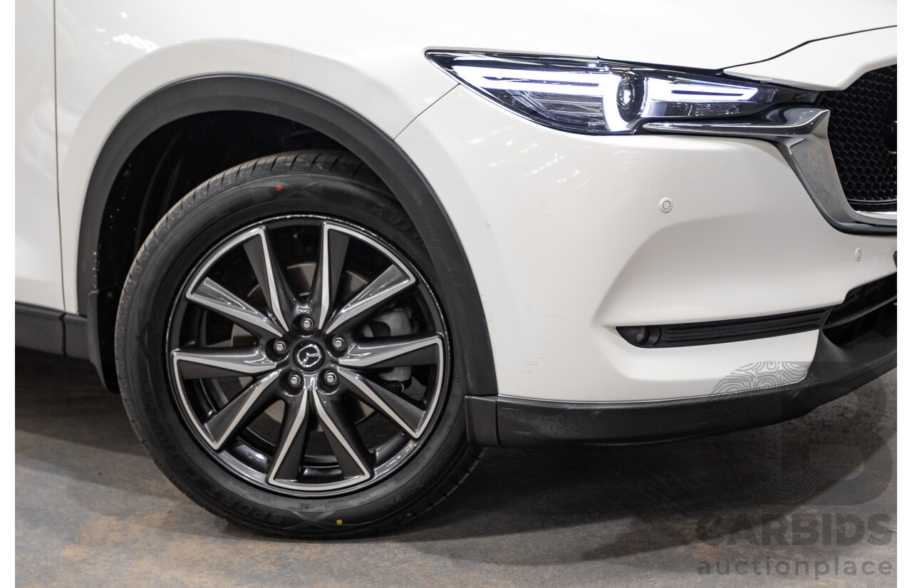 11/2017 Mazda CX-5 AKERA (4x4) AWD MY17.5 (KF SERIES 2) 4D Wagon Snowflake White 2.2L