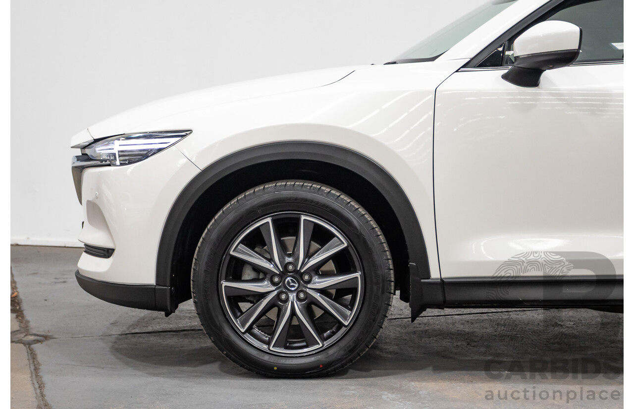 11/2017 Mazda CX-5 AKERA (4x4) AWD MY17.5 (KF SERIES 2) 4D Wagon Snowflake White 2.2L