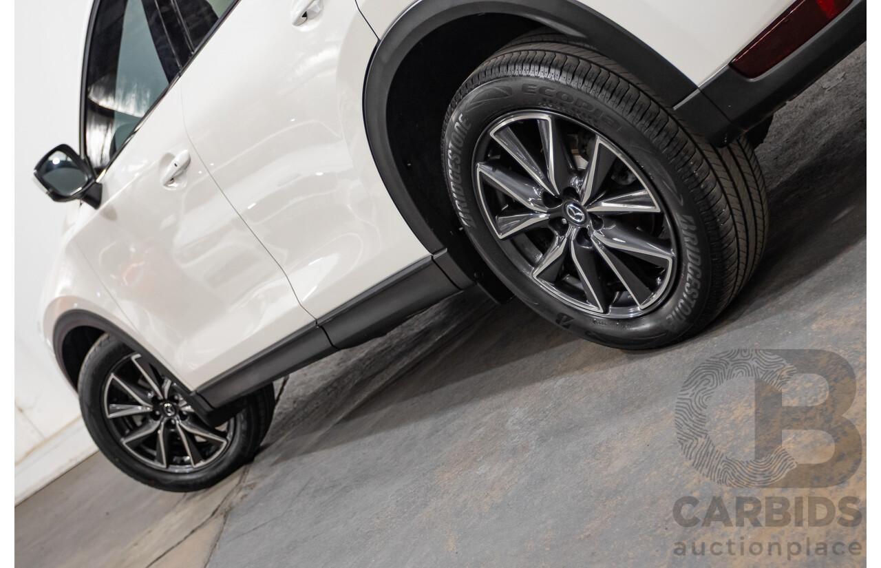 11/2017 Mazda CX-5 AKERA (4x4) AWD MY17.5 (KF SERIES 2) 4D Wagon Snowflake White 2.2L