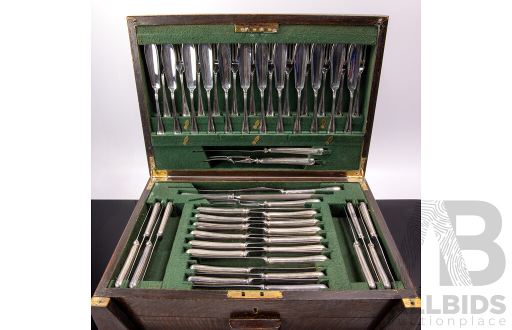 Vintage Silver Plate 129 Piece Flatware Set in Three Level Wooden Canteen by Harrison Bros & Howson