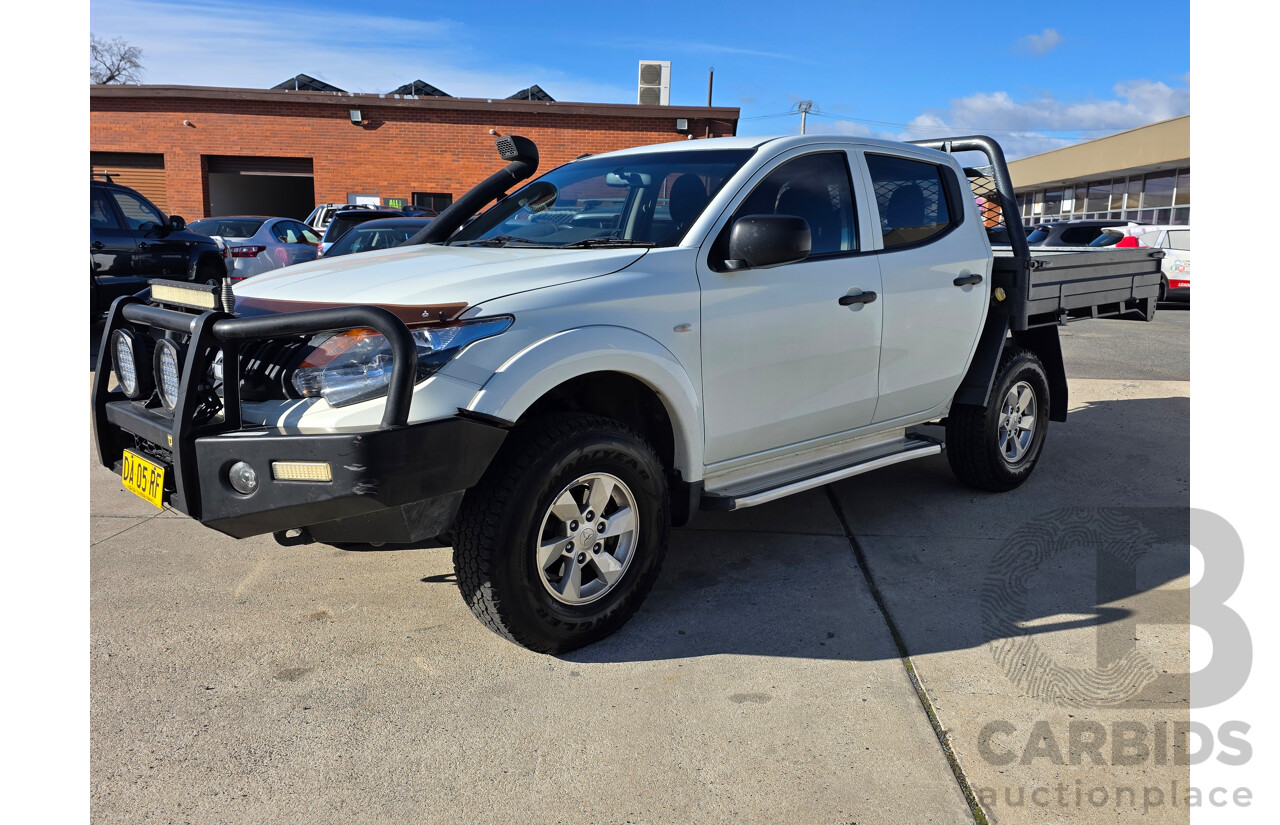 05/2017 Mitsubishi Triton GLX PLUS (4x4) MQ MY17 Dual Cab Utility White Turbo Diesel 2.4L