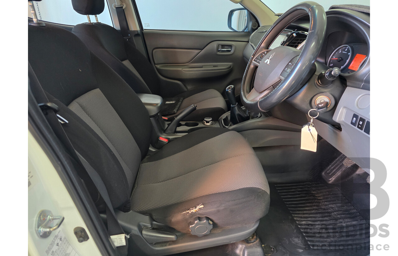 05/2017 Mitsubishi Triton GLX PLUS (4x4) MQ MY17 Dual Cab Utility White Turbo Diesel 2.4L