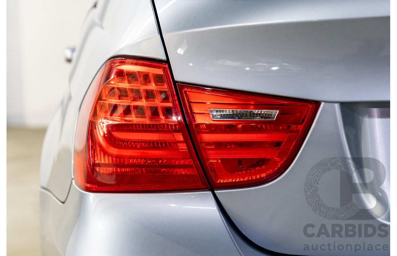 12/2009 BMW 320i Executive E90 MY09 4d Sedan Bluewater Metallic 2.0L