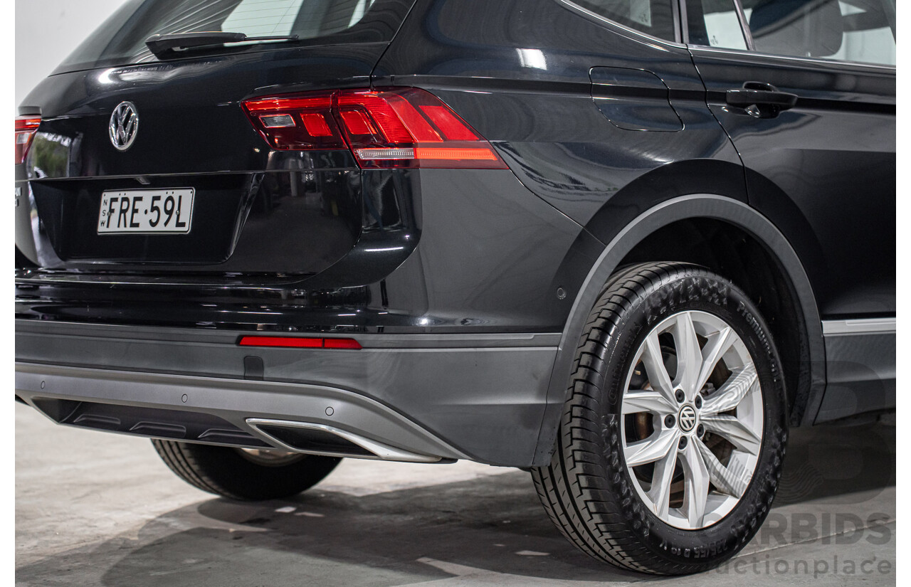 07/2018 Volkswagen Tiguan Allspace 110 TSI Comfortline (FWD) 5NA MY18 4d Wagon Deep Black Pearl Turbo 1.4L