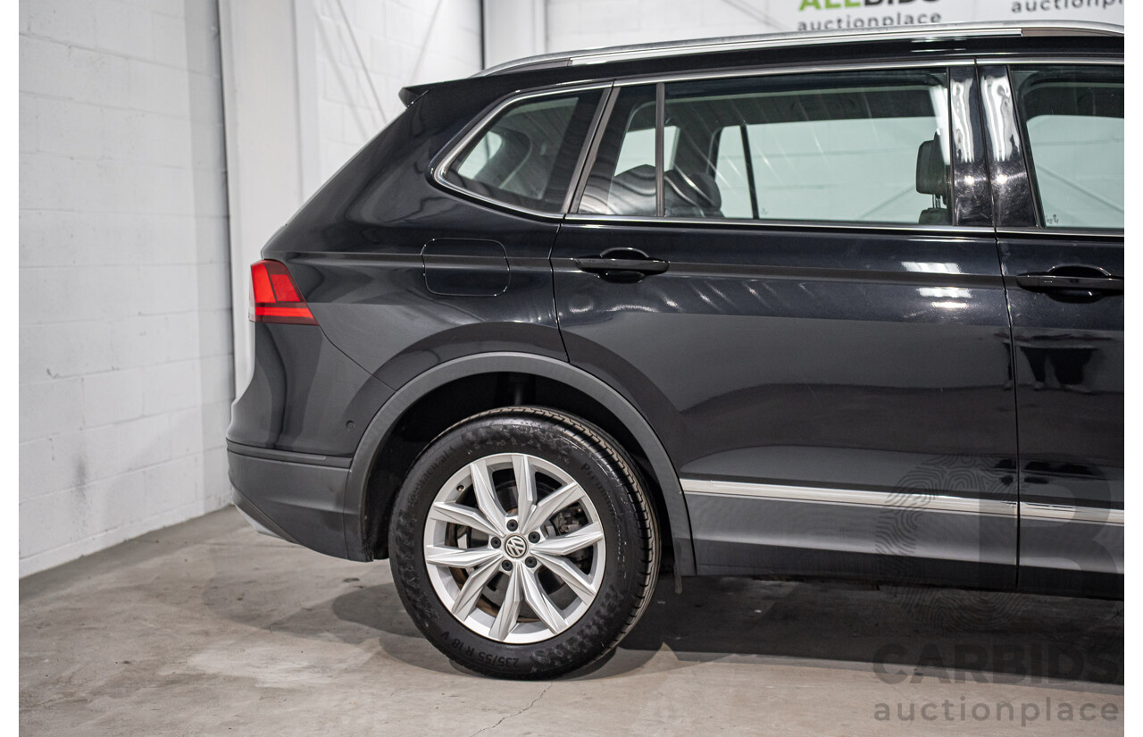 07/2018 Volkswagen Tiguan Allspace 110 TSI Comfortline (FWD) 5NA MY18 4d Wagon Deep Black Pearl Turbo 1.4L