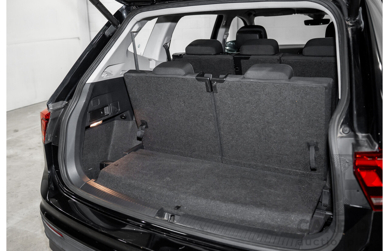 07/2018 Volkswagen Tiguan Allspace 110 TSI Comfortline (FWD) 5NA MY18 4d Wagon Deep Black Pearl Turbo 1.4L