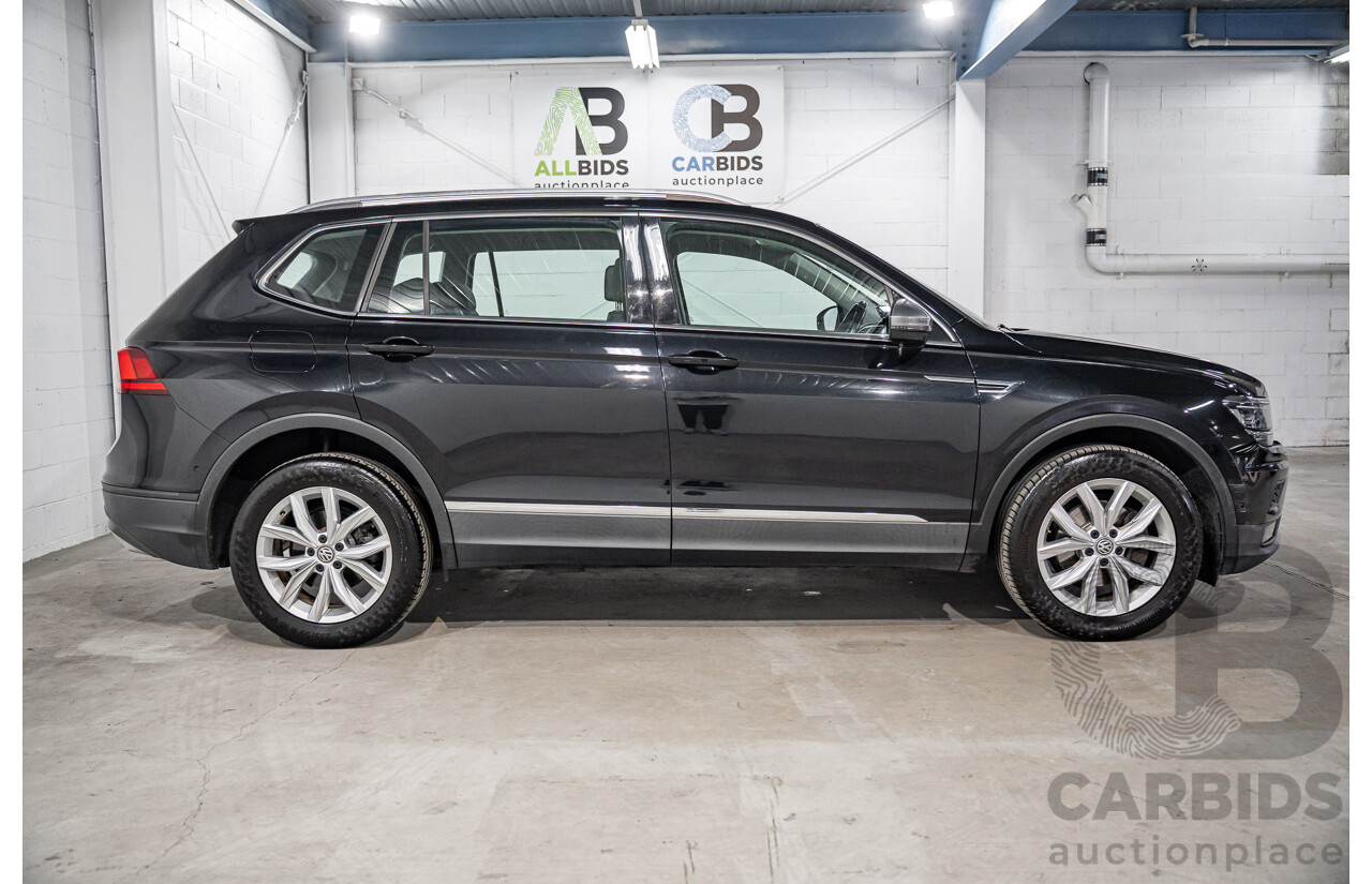 07/2018 Volkswagen Tiguan Allspace 110 TSI Comfortline (FWD) 5NA MY18 4d Wagon Deep Black Pearl Turbo 1.4L