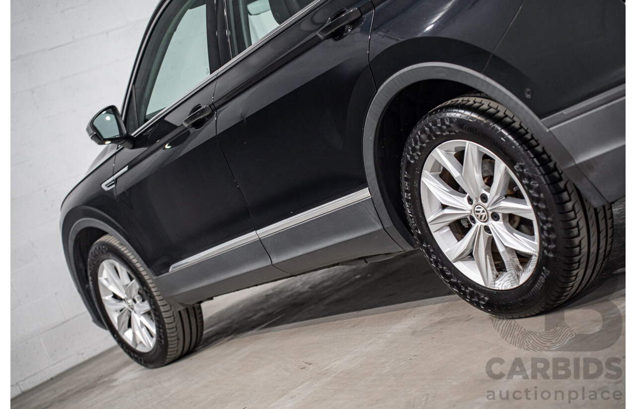 07/2018 Volkswagen Tiguan Allspace 110 TSI Comfortline (FWD) 5NA MY18 4d Wagon Deep Black Pearl Turbo 1.4L