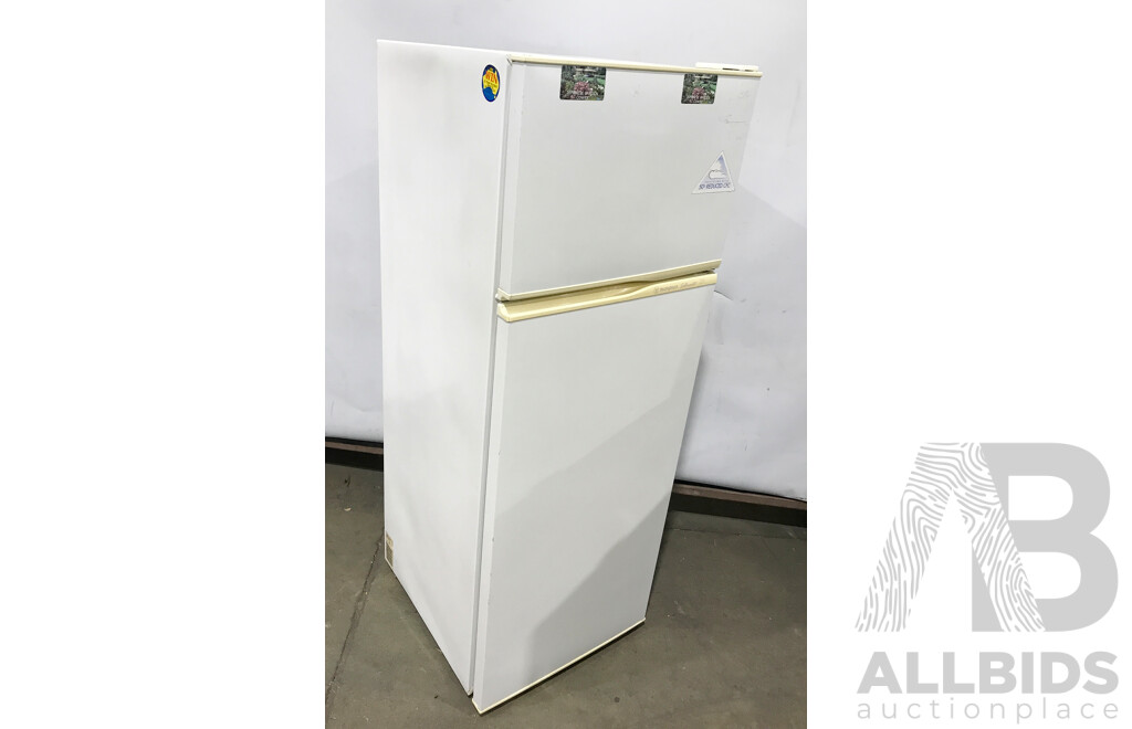 Westinghouse Silhouette 221 Litre Fridge