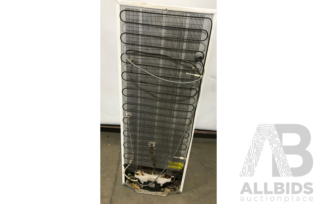 Westinghouse Silhouette 221 Litre Fridge
