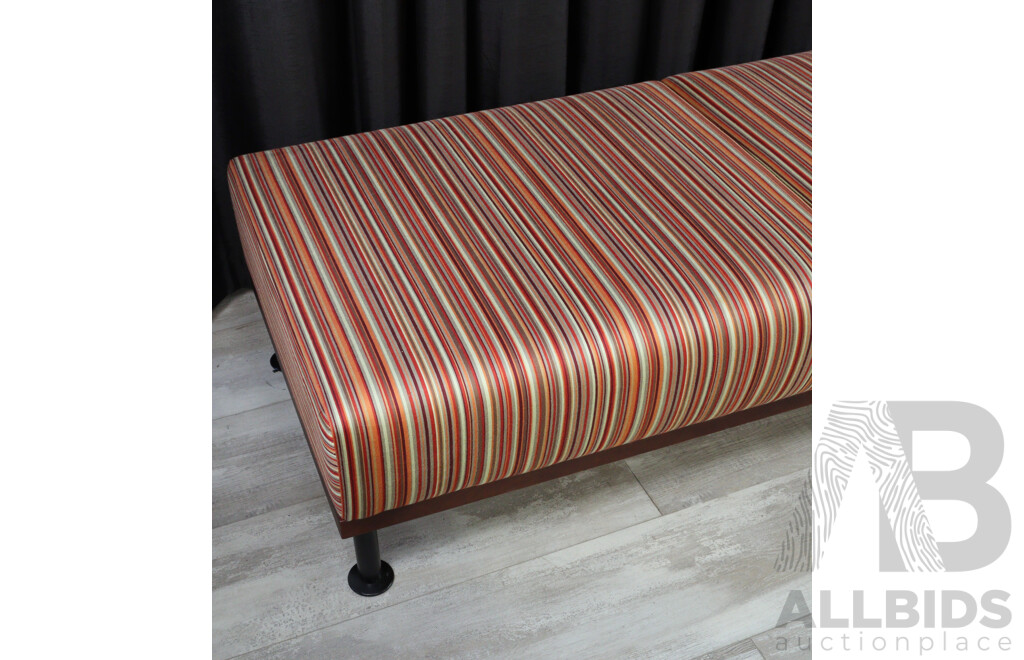 Modern Upholstered Gallery Bench with Fabric Upholstered Top
