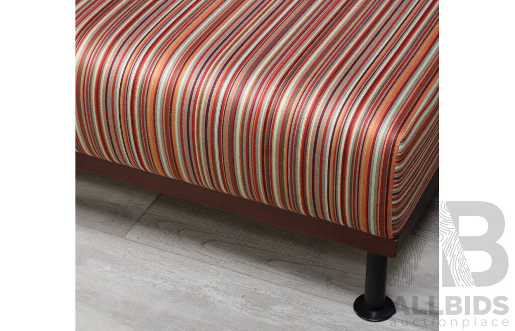 Modern Upholstered Gallery Bench with Fabric Upholstered Top