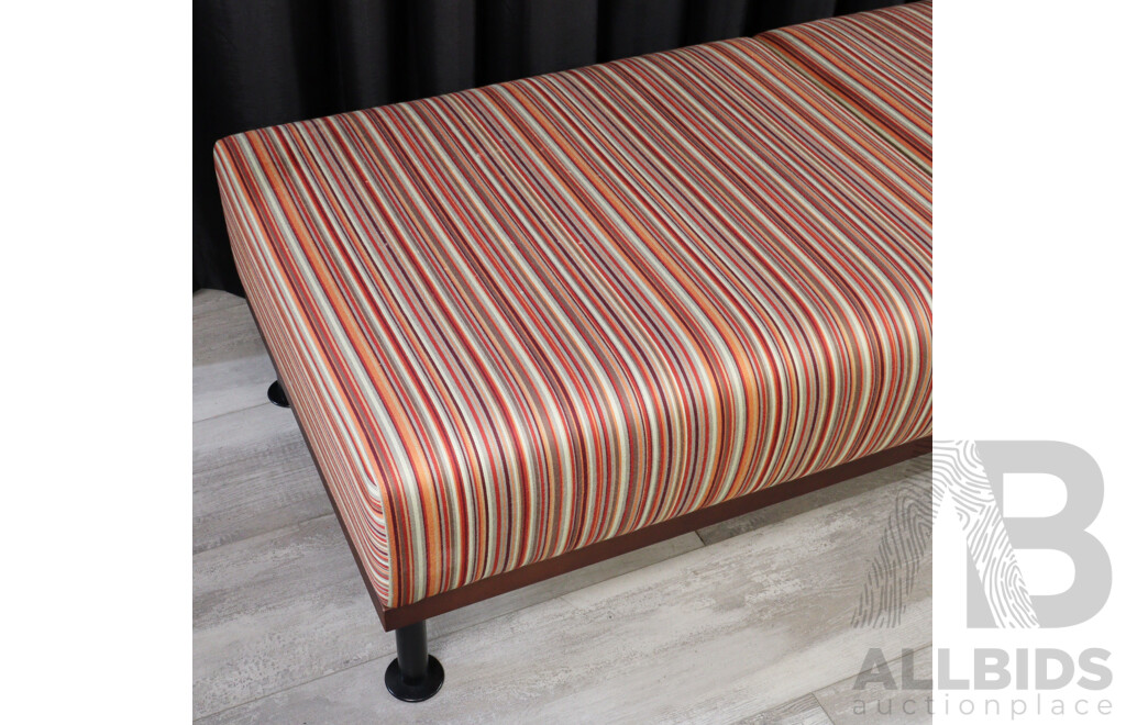 Modern Upholstered Gallery Bench with Fabric Upholstered Top