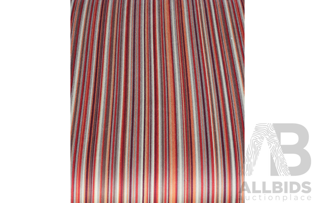 Modern Upholstered Gallery Bench with Fabric Upholstered Top