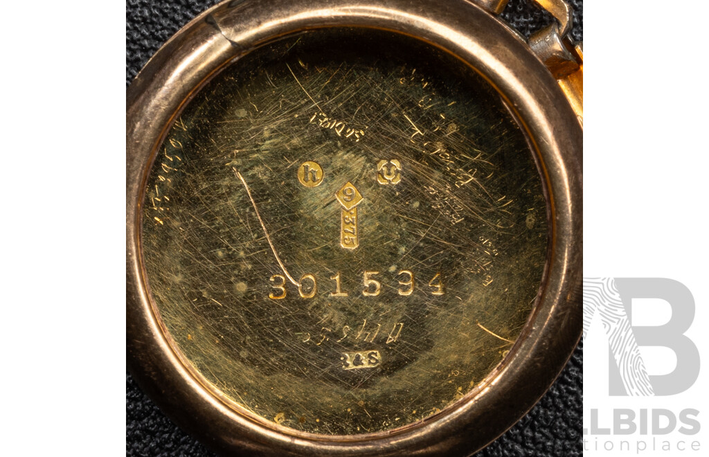 9ct Vintage Watch Casing, Hallmarked R&S 9 .375, 301954, Est. 4.73 Grams with Nifty 9ct Lined Band