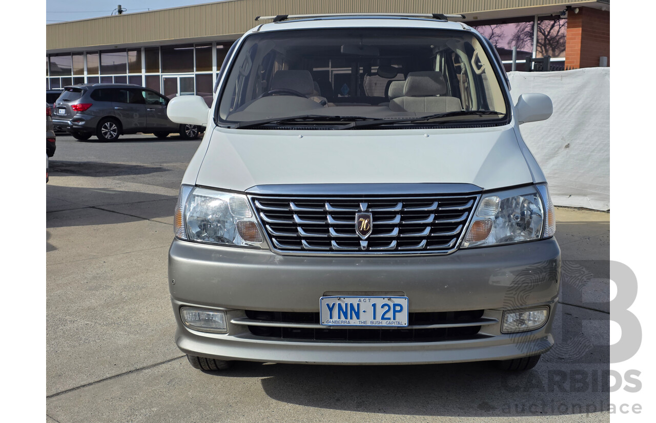 10/1999  Toyota Grand Hiace Van Beige 3.4L - 8 Seater Imported