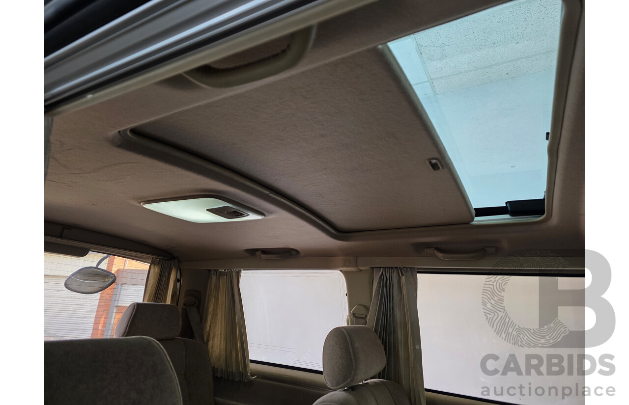 10/1999  Toyota Grand Hiace Van Beige 3.4L - 8 Seater Imported