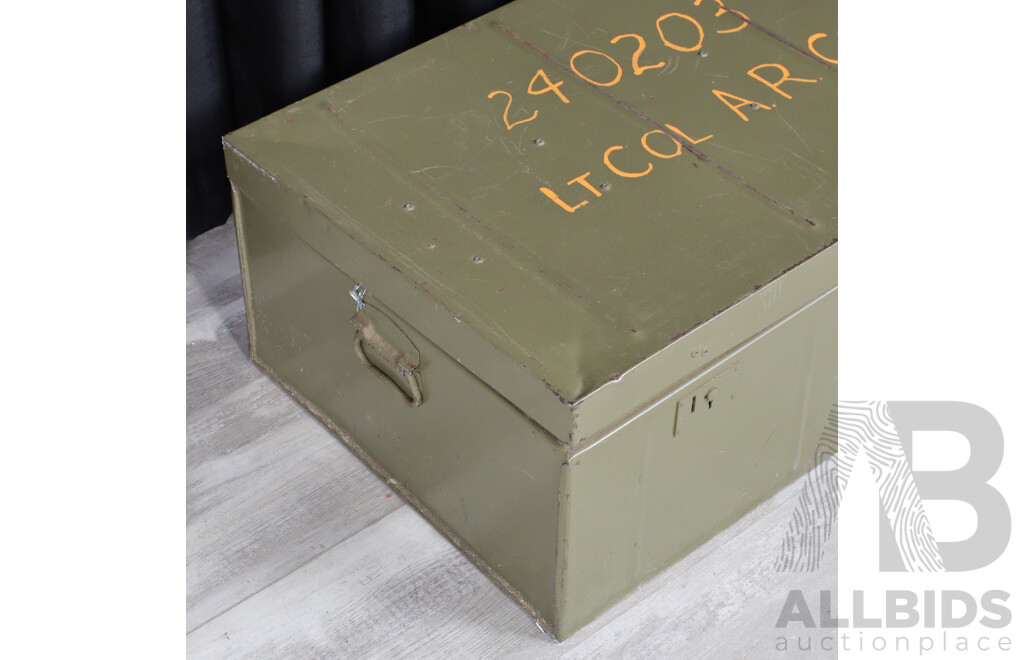 Vintage Military Style Olive Green Storage Chest