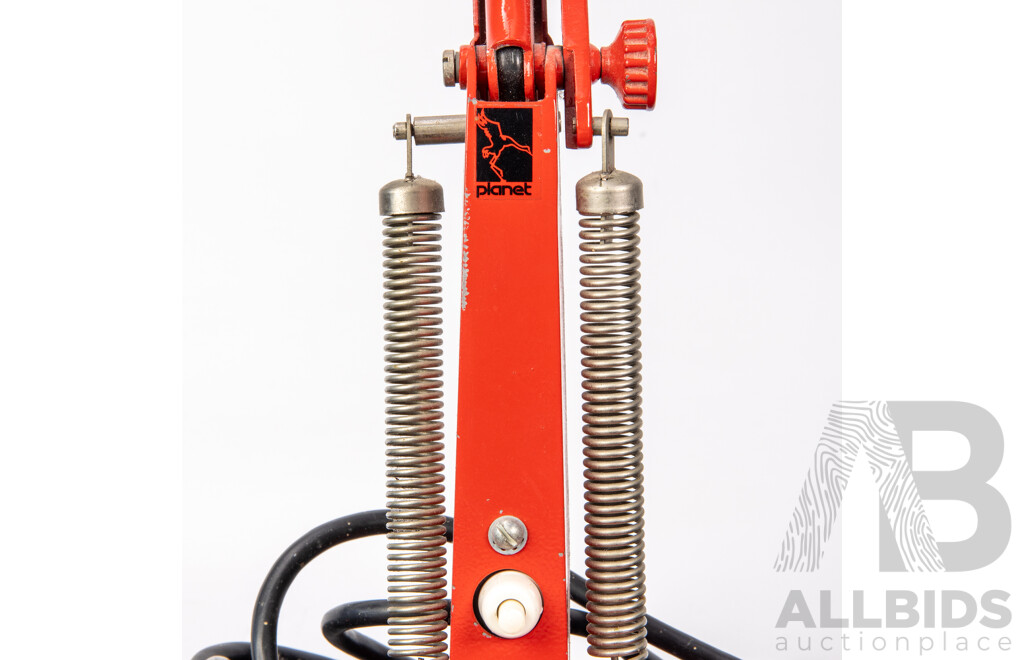 Mid Century Candy Red Studio K Planet Desk Lamp Designed by Bill Iggulden for Planet Lighting