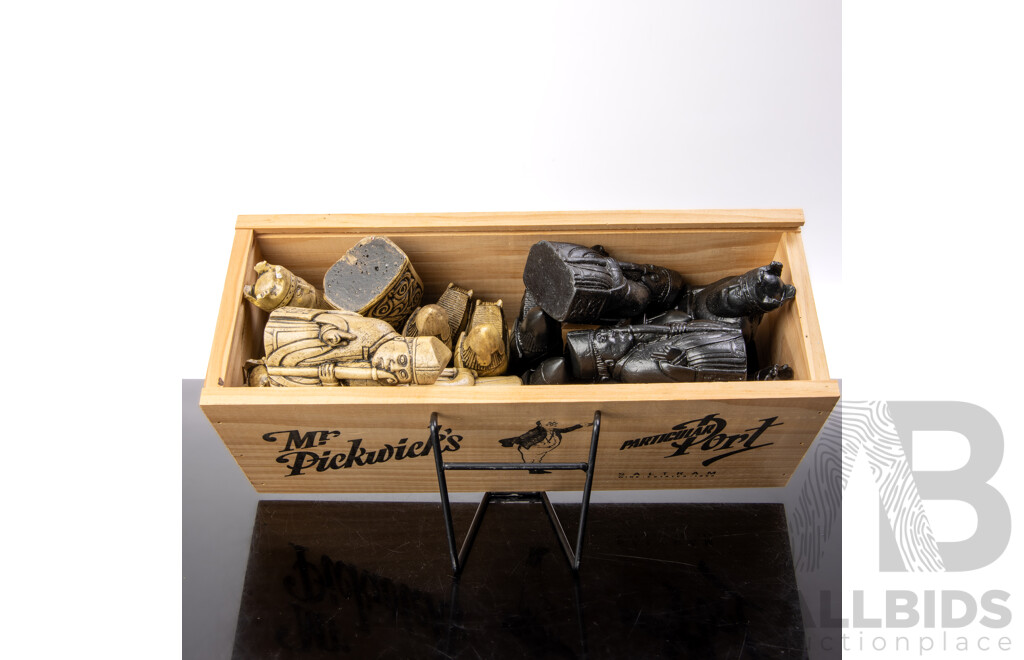 Retro Lewis Chess Men Inspired Complete Chess Set