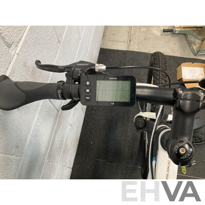 NCM 27.5'' Prague Electric Mountain Bike - RRP$ 1,499