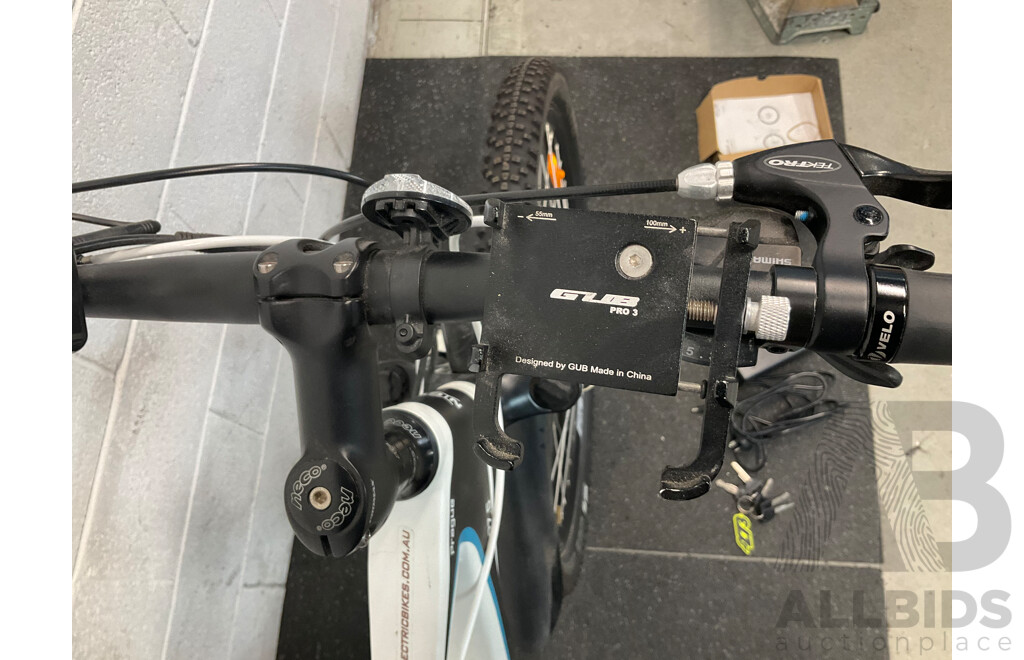 NCM 27.5'' Prague Electric Mountain Bike - RRP$ 1,499