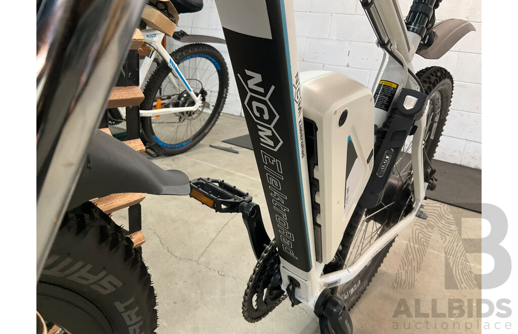 NCM 27.5'' Prague Electric Mountain Bike - RRP$ 1,499