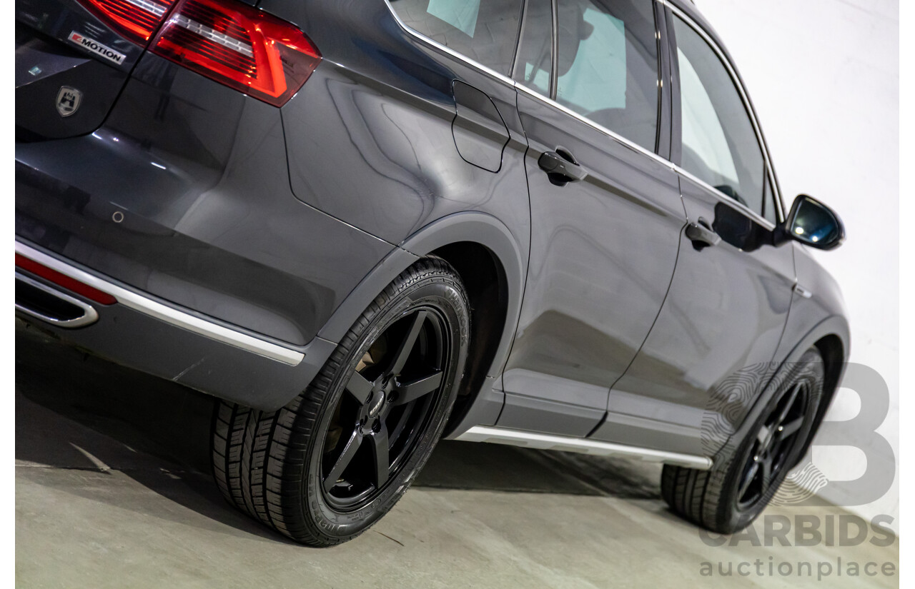 04/2018 Volkswagen Passat Alltrack Wolfsburg Edition (AWD) 3C MY18 4d Wagon Manganese Grey Metallic Turbo Diesel 2.0L