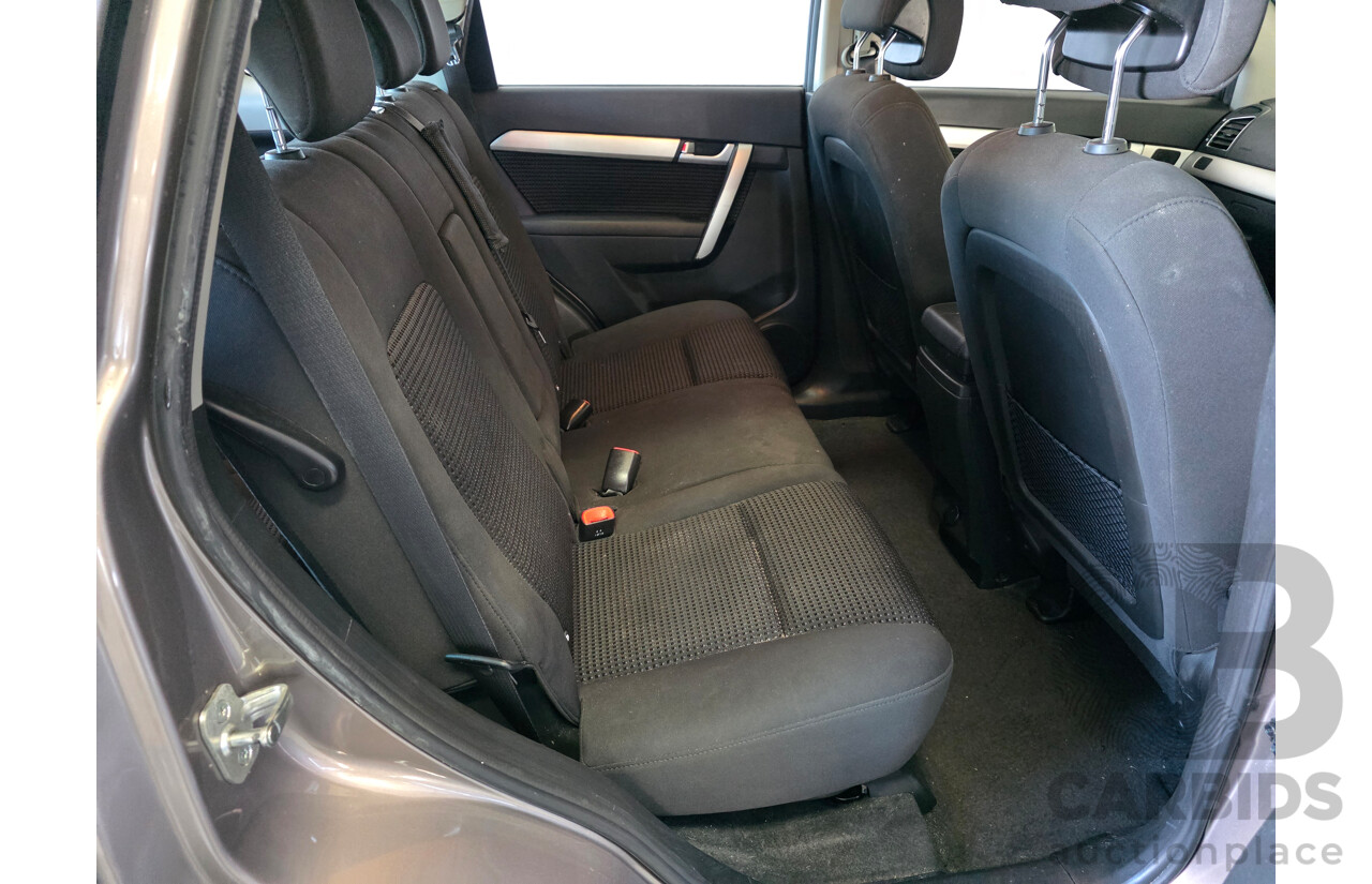 7/2015 Holden Captiva 7 LS CG MY15 4d Wagon Bronze 2.4L - 7 Seats