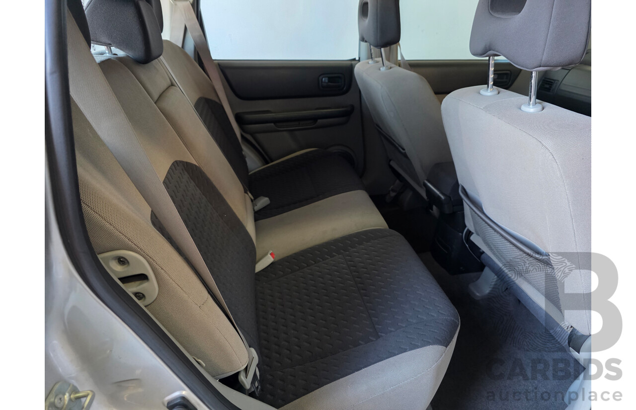 12/2005 Nissan X-Trail ST (AWD) T30 4d Wagon Silver  2.5L