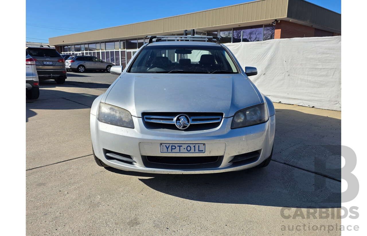 5/2010 Holden Commodore International VE MY10 4d Sedan Silver  3.0L