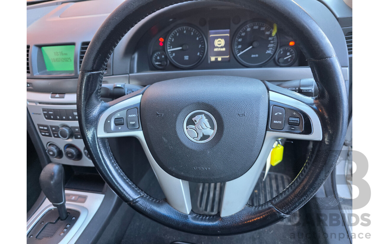 5/2010 Holden Commodore International VE MY10 4d Sedan Silver  3.0L