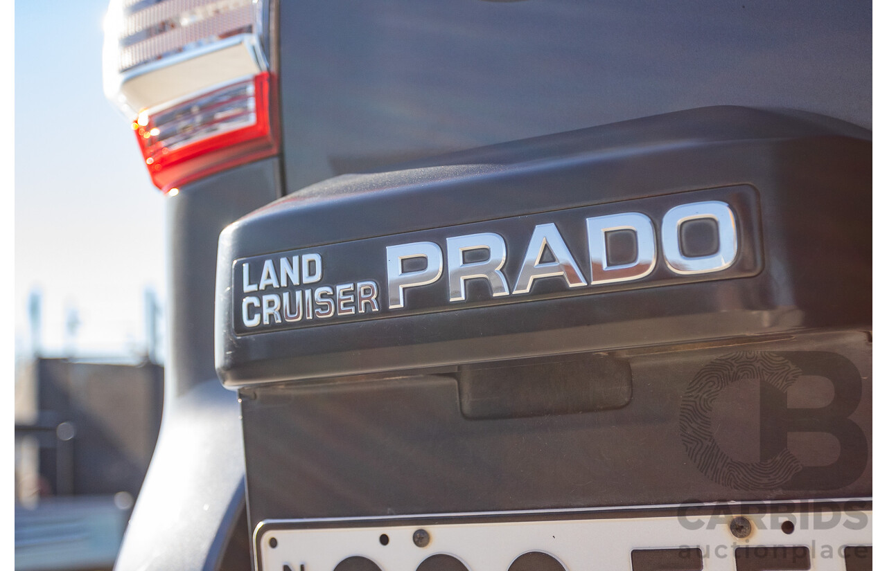 9/2013 Toyota Landcruiser Prado GXL (4x4) KDJ150R 4d Wagon Graphite Grey Metallic Turbo Diesel 3.0L - 7 Seater