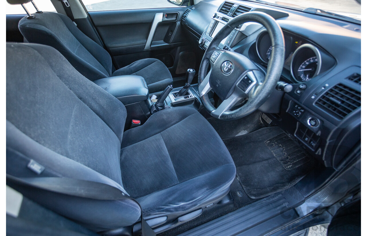 9/2013 Toyota Landcruiser Prado GXL (4x4) KDJ150R 4d Wagon Graphite Grey Metallic Turbo Diesel 3.0L - 7 Seater