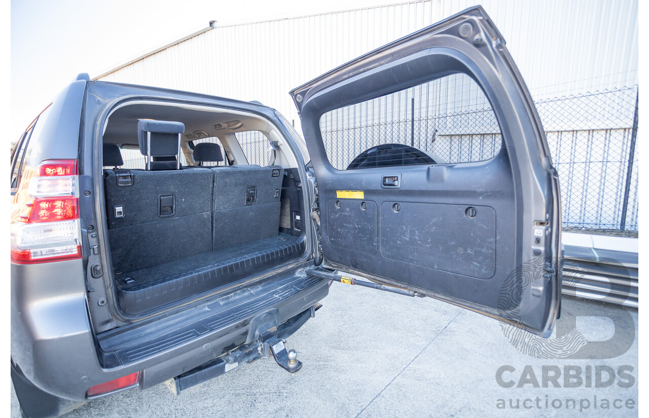 9/2013 Toyota Landcruiser Prado GXL (4x4) KDJ150R 4d Wagon Graphite Grey Metallic Turbo Diesel 3.0L - 7 Seater