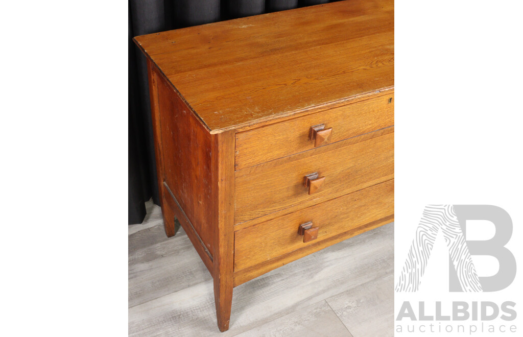 Late Edwardian Elevated Oak Chest of Three Drawers
