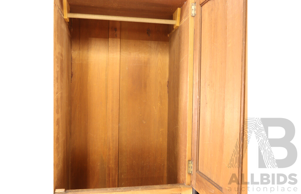Centre Section of a Late Edwardian Pine Wardrobe