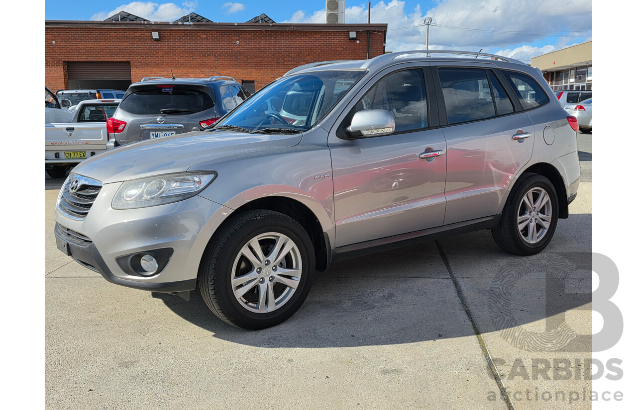 4/2010 Hyundai Santa Fe Highlander CRDi (4x4) CM MY10 4d Wagon Silver Turbo Diesel 2.2L - 7 Seats