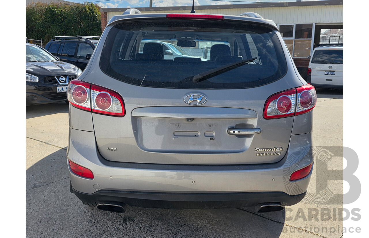 4/2010 Hyundai Santa Fe Highlander CRDi (4x4) CM MY10 4d Wagon Silver Turbo Diesel 2.2L - 7 Seats