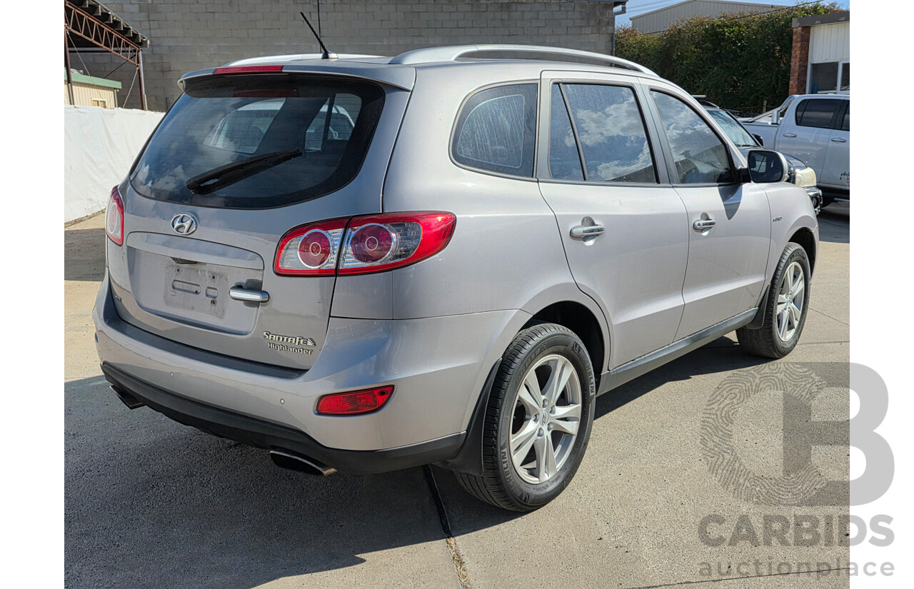 4/2010 Hyundai Santa Fe Highlander CRDi (4x4) CM MY10 4d Wagon Silver Turbo Diesel 2.2L - 7 Seats
