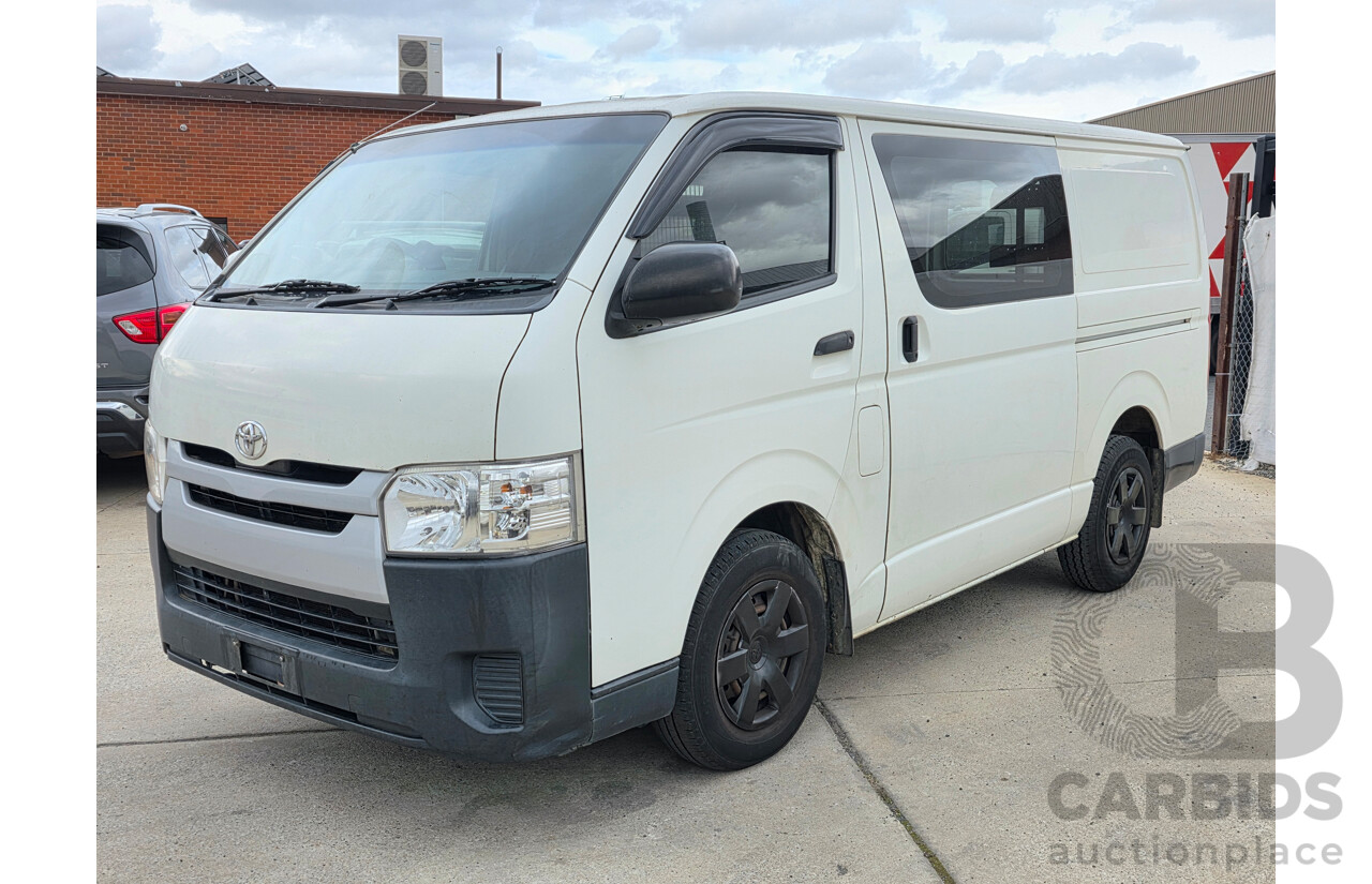5/2016 Toyota Hiace LWB TRH201R MY15 4d Van White 2.7L