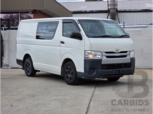5/2016 Toyota Hiace LWB TRH201R MY15 4d Van White 2.7L
