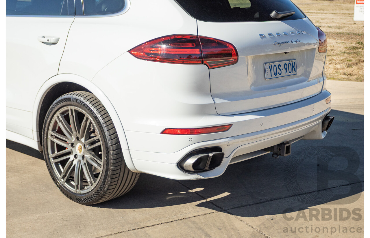 1/2015 Porsche Cayenne Turbo Series 2 (AWD) 92A MY15 4d Wagon White Twin Turbo V8 4.8L