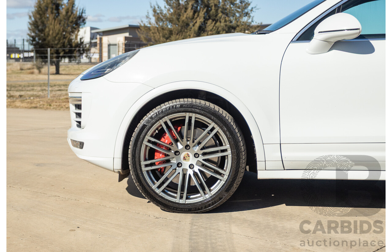1/2015 Porsche Cayenne Turbo Series 2 (AWD) 92A MY15 4d Wagon White Twin Turbo V8 4.8L